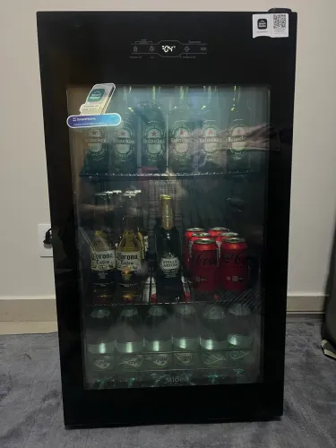 Locação de frigobar/cervejeira 82L