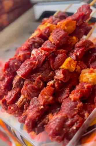 Espetinhos Crus para churrasco, eventos, venda, lanchonete, bar