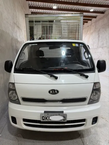 Kia Motors Bongo K-2500 2.5 4X2 TB Diesel 2014