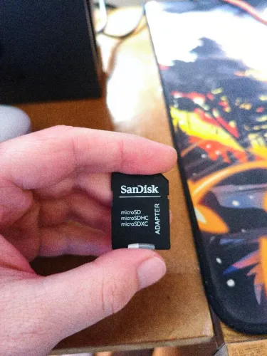Cartão Micro SD SanDisk Ultra 64GB