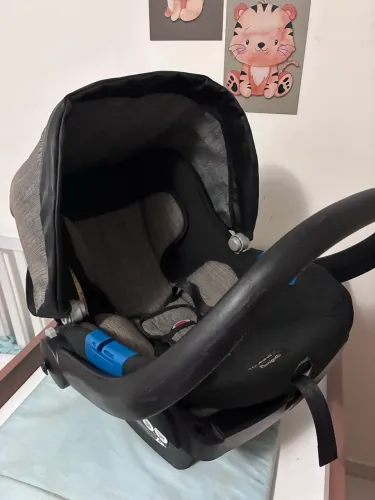 Bebê conforto burigotto