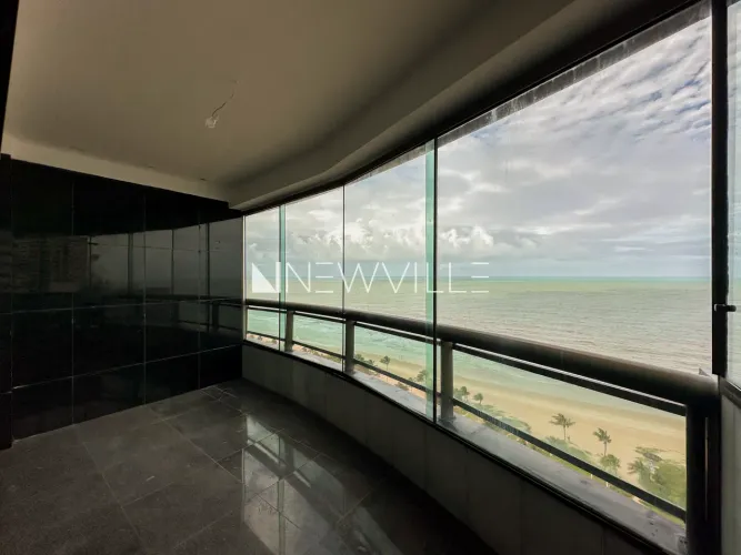 Apartamento à venda no Edifício Princesa Isabel, em Boa Viagem 178m², 4 quartos, 2 suítes