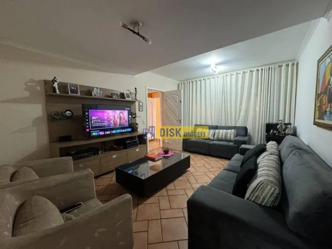 Sobrado com 3 dormitórios à venda, 246 m² por R$ 950.000 - Assunção - São Bernardo do Camp