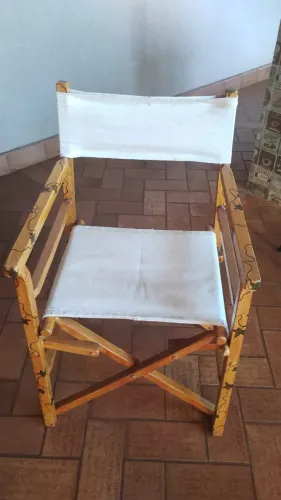 Cadeira Dobrável Estilo Diretor em Madeira