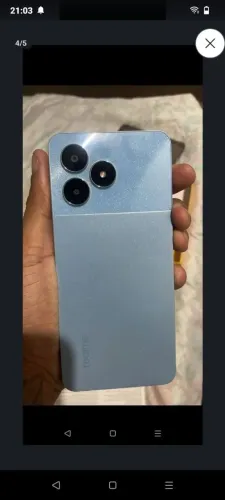 Vendo um telefone sem nenhum defeito aí é a película que tá quebrada não a tela zerado