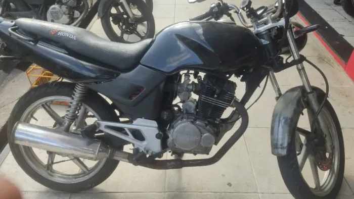 CBX 200 Strada