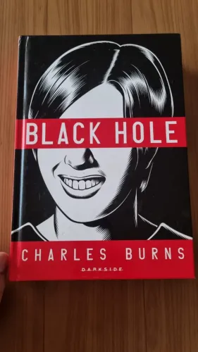 Black Hole - quadrinho