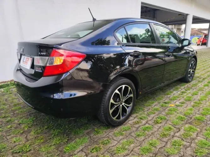 Honda Civic Sedan LXR 2.0 Flexone 16V Aut. 4P 2014