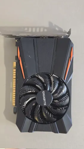 Placa de Vídeo Gigabyte GTX 1050 Ti 4GB GDDR5