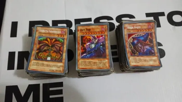 CARDS YUGIOH