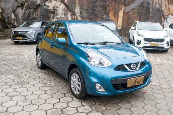 Nissan March SV 1.6 16V Flexstart 5P Aut. 2017