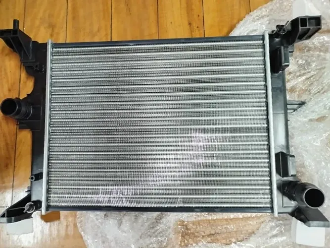 RADIADOR FIAT MOBI/UNO, 1.0/1.3, COM/SEM AR, 2017 a 2019