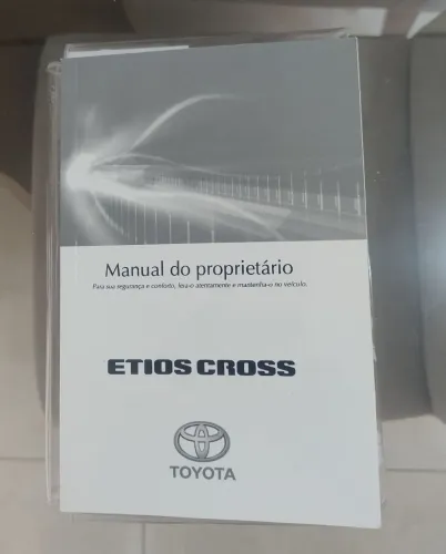 Manual proprietário Etios Cross
