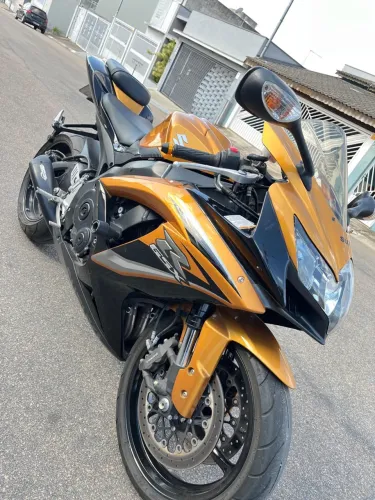 Gsx-R 750 Srad