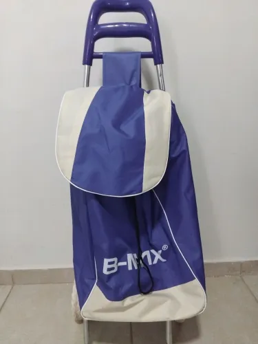 Carrinho de compras, seminovo