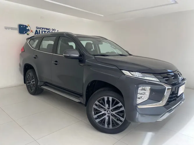 Mitsubishi Pajero Sport Legend Black 2.4 4X4 (die) Aut. 2025