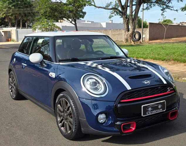Mini Cooper S 2.0 Turbo 16V 3P Aut. 2019