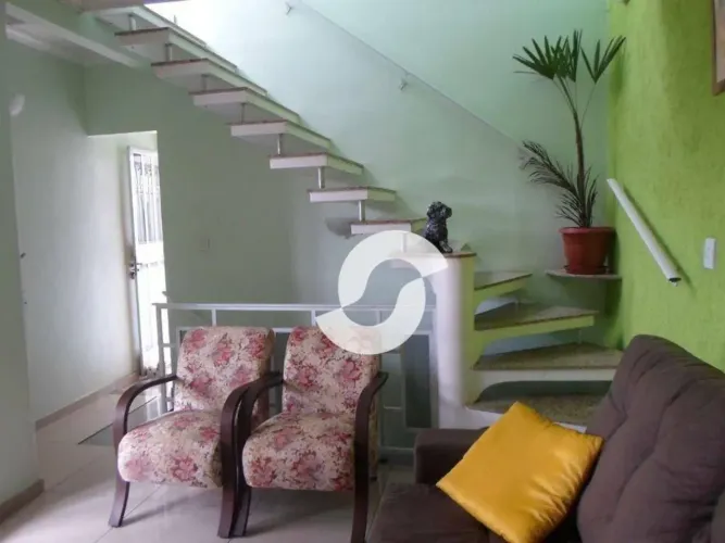 Casa com 3 dormitórios à venda, 95 m² por R$ 270.000,00 - Antonina - São Gonçalo/RJ