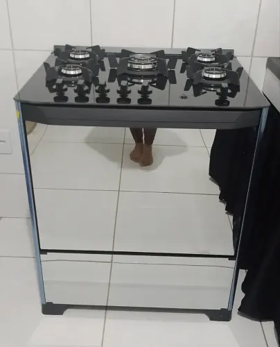 Vendo fogão marca Dako 5 bocas espelhado 