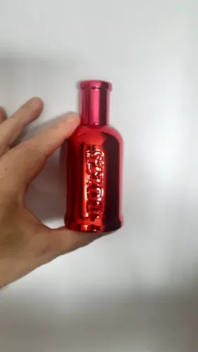Perfume Bozzs Red, 90ml de 100ml, sem caixa