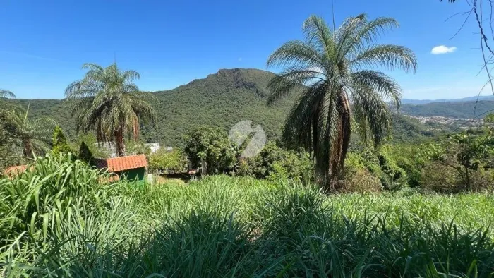 Lote à venda no condomínio Veredas das Geraes