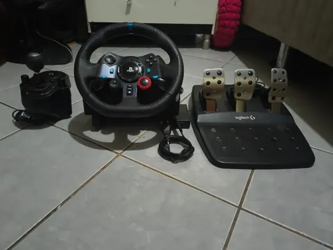 KIT LOGITECH G29 COMPLETO (Volante + Pedais + Câmbio Manual) - Usado