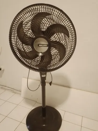 Ventilador de Coluna Mallory