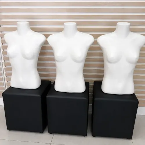Manequins Femininos de Busto para Loja - Kit com 3 Unidades