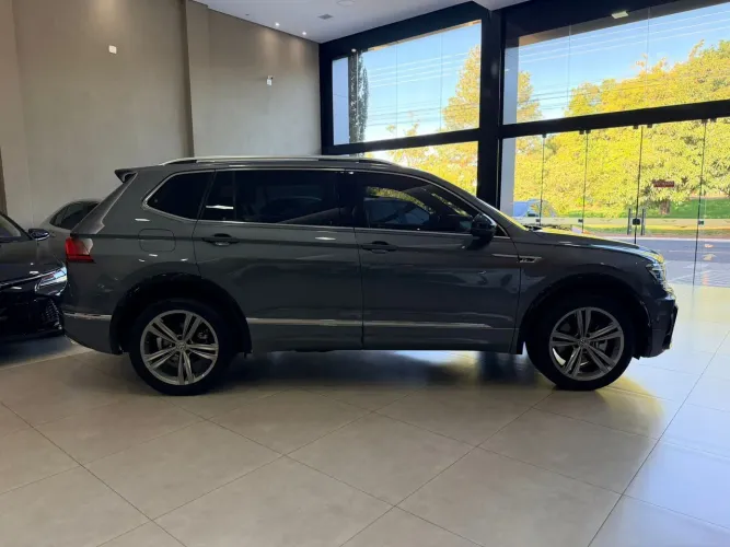 Volkswagen Tiguan Allspac R-line 350 TSI 2.0 4X4 2020
