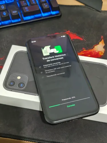 iPhone 11 64 GB preto com caixa