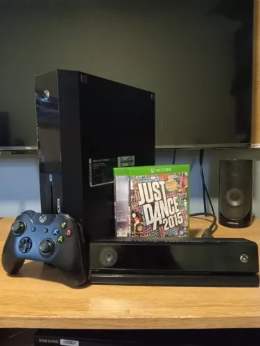 Xbox One Fat, Hd de 500gb, com Kinect, controle e fonte original