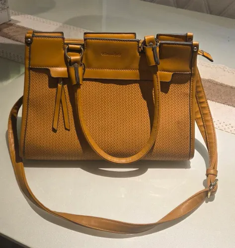 Bolsa versátil mostarda
