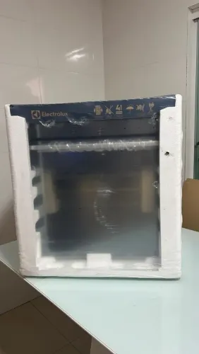 Forno de Embutir Electrolux Elétrico 80L Home Pro Espelhado 220V novo
