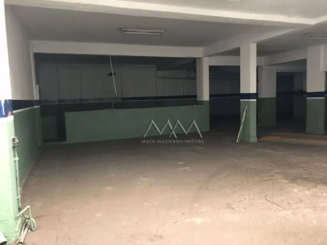 Loja à venda e locação no Funcionários | 380 m²