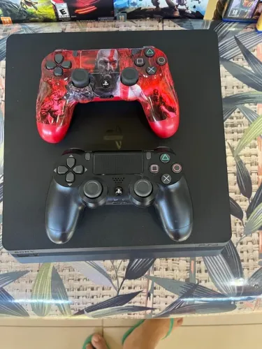 PS4 SLIM