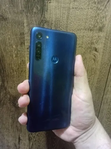 Moto g8 64gb funcionando perfeitamente !