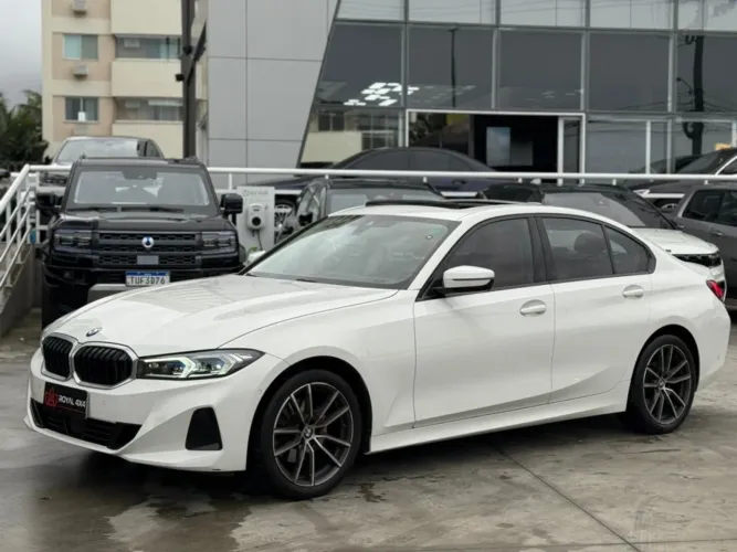 BMW 320I 320i 2024