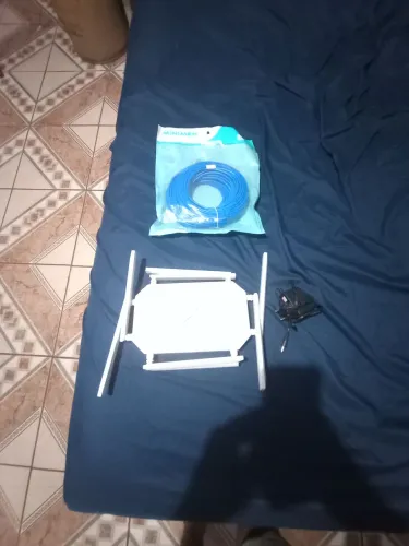 Vendo Roteador + cabo de rede