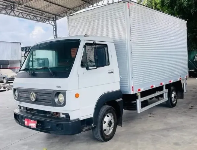 VW.5.150 BAÚ SECO ANO 2013