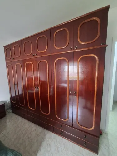 Guarda roupa antigo