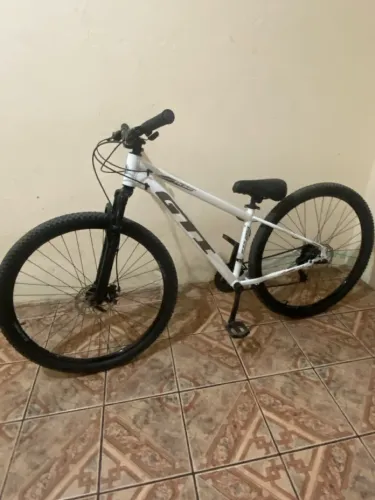 Bike aro 29 tamanho 15 em perfeito estado