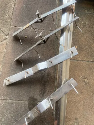 Espeto de aço 