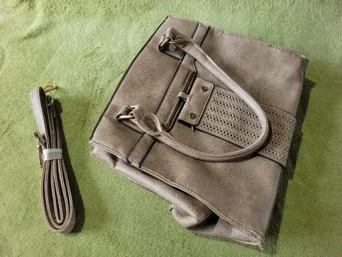 Bolsa Feminina de Couro com Alça