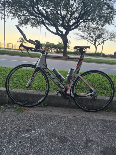 Bicicleta TT Blue Triad 