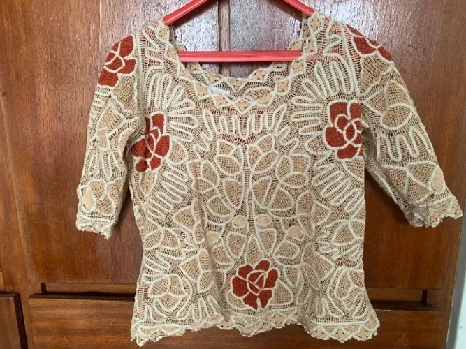 Blusa de renascença,  tamanho M