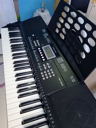 Teclado Roland KB 330