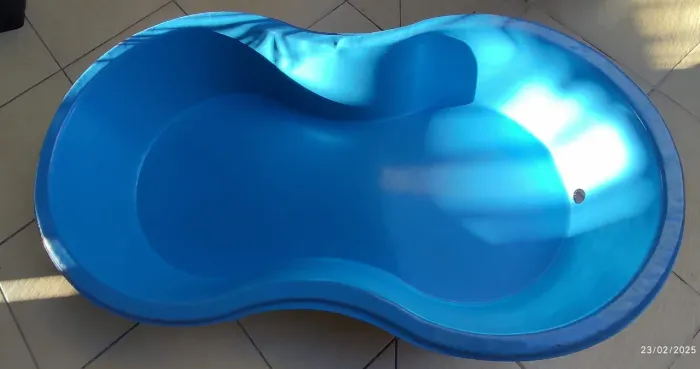 Piscina de polietileno (feijão) 100litros