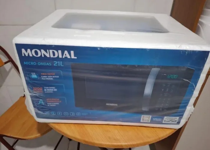 Microondas Mondial 21L