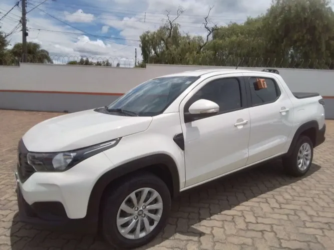 Fiat Strada Freedom 1.3 Flex 8V CD 2025