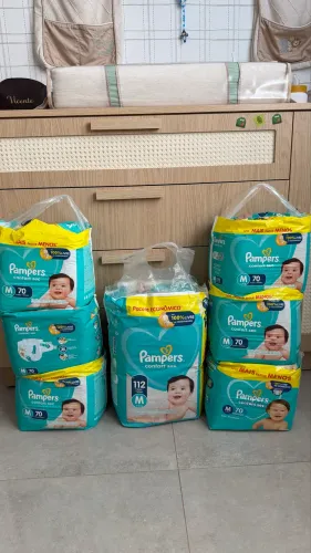 VENDO FRALDA PAMPERS - M 